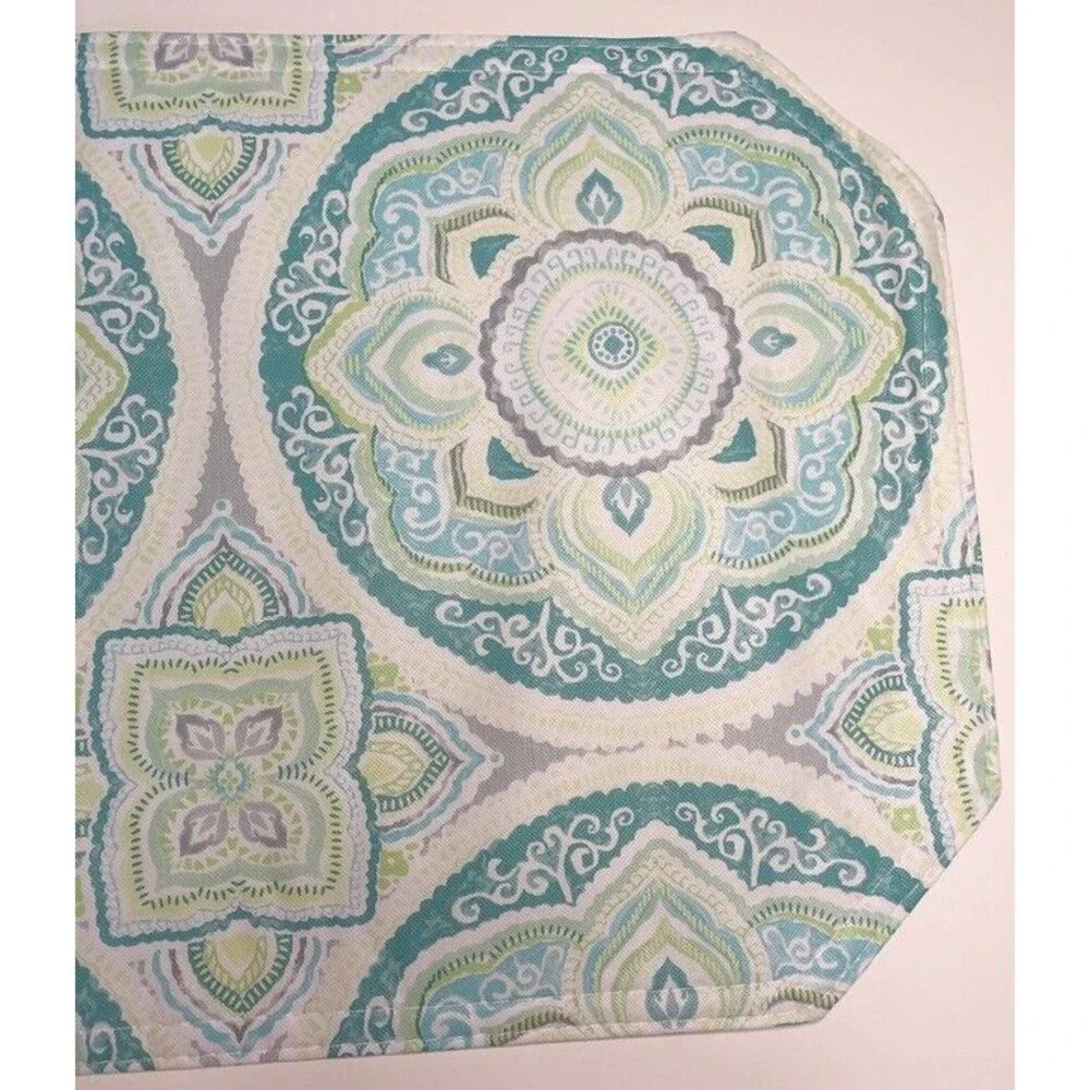 Summer Fun teal medallion